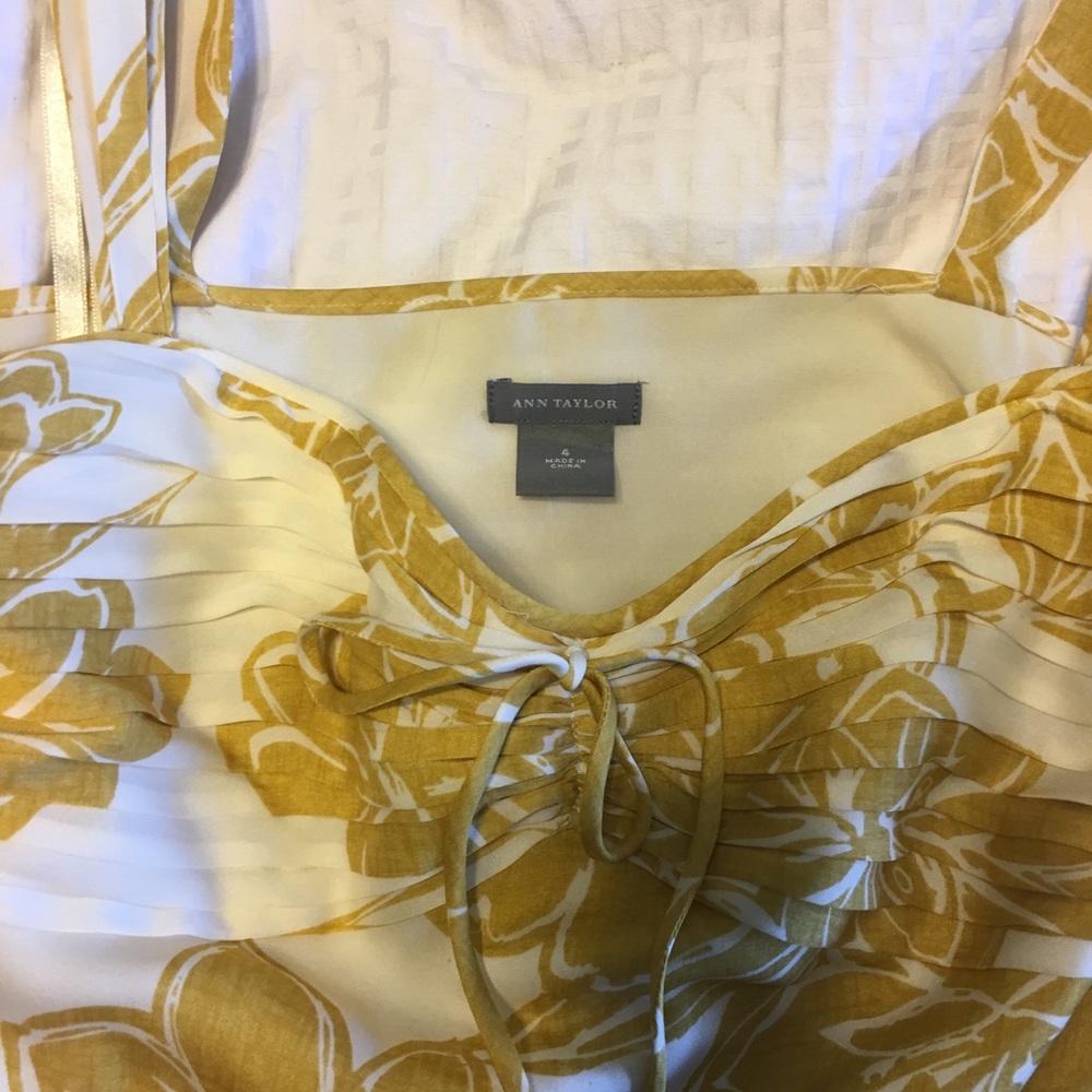 Top - Picture 2 of 2